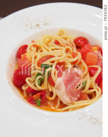 生ハムとトマトの冷製パスタ 生ハムとトマトの冷製パスタ 7650362
