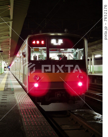 武蔵野線　205系　市川大野駅 7652176