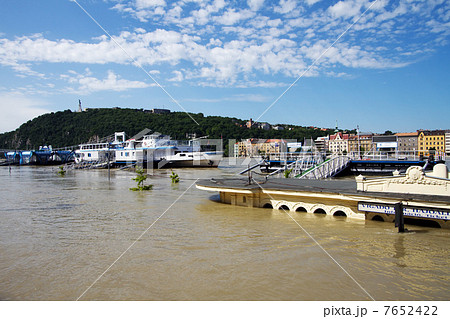 Budapest Hungary Danube Flood 2049 Budapest Hungary Danube Flood 2049 7652422