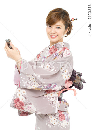 着物の女性 7653858