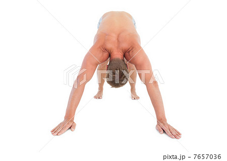 Shirtless stretching 7657036