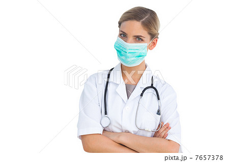 Nurse wearing surgical mask Nurse wearing surgical mask 7657378