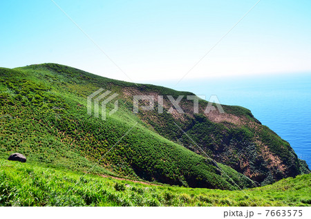 天売島の絶景 7663575