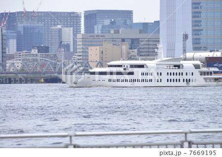白い客船 7669195