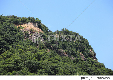 青空の露頭 7669899