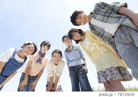 笑顔の子供6人 笑顔の子供6人 7672630