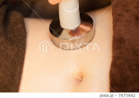 beauty-treatment clinic　撮影協力： 3BエステサロンLuki'A（麻布十番） 7675682