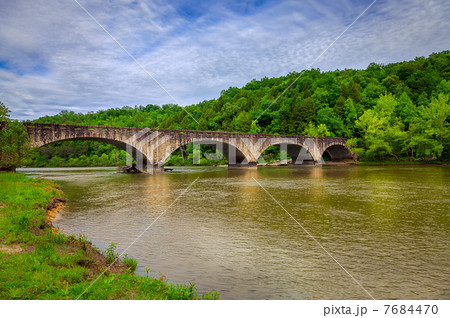 Bridge over Cumberland River 7684470