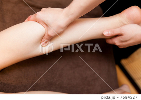 beauty-treatment clinic　撮影協力： 3BエステサロンLuki'A（麻布十番） 7684527