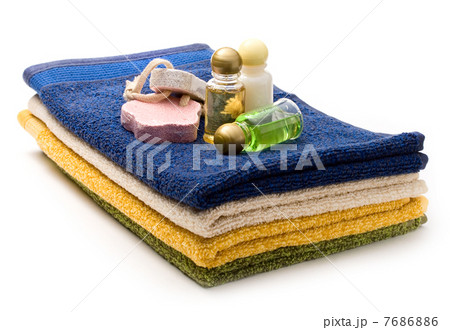 Towels, shampoo bottles and pumice stones Towels, shampoo bottles and pumice stones 7686886