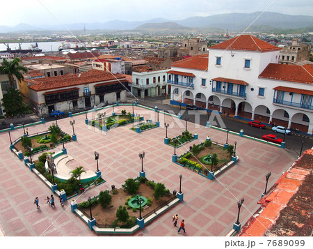 サンティアゴ・デ・クーバ　セスペデス広場 7689099