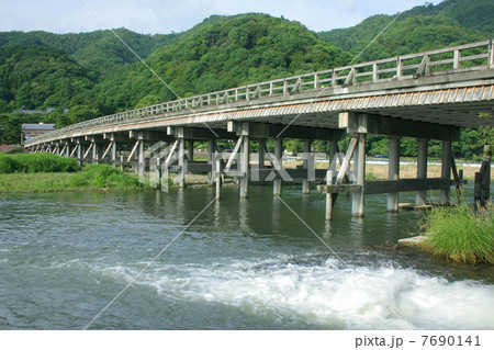京都 夏の渡月橋 京都 夏の渡月橋 7690141