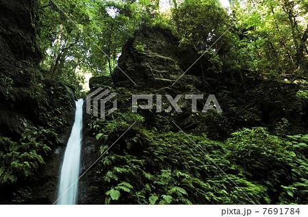 宿谷の滝　横位置 7691784