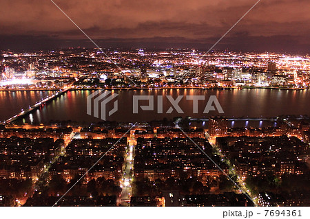 プルデンシャルセンターからの夜景 7694361