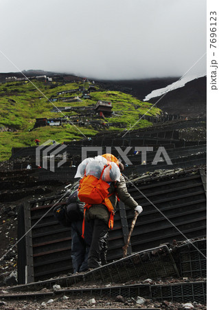 弾丸登山 7696123
