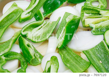 おいしい野菜料理中 7697120