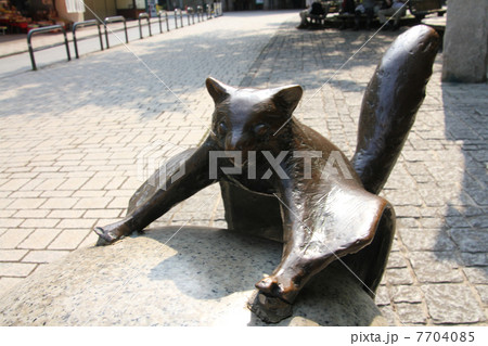 ムササビの石像 7704085