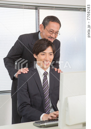 上司から頼られるサラリーマン 上司から頼られるサラリーマン 7708283