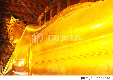 Reclining Buddha at Wat Pho 7711748