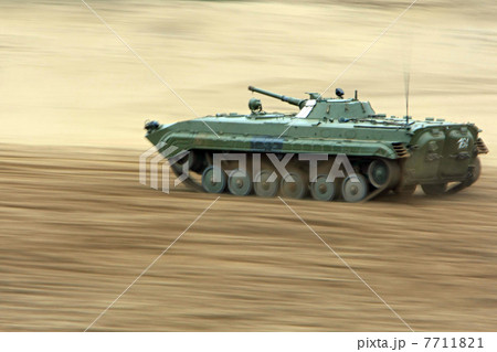 tank rides on the field 7711821