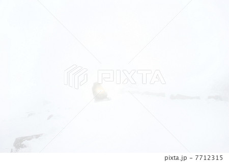 Snow on the road 7712315