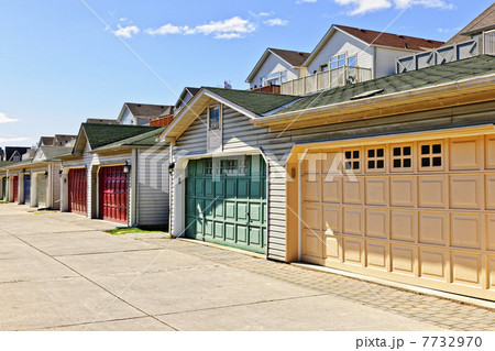 Row of parking garages 7732970