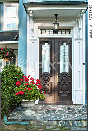 Front door of house 7733346