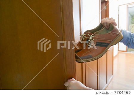 靴を取り出す 7734469