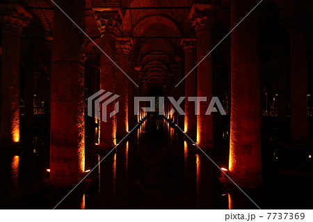 地下宮殿（Basilica Cistern） 7737369