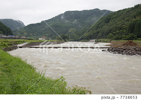 沈みそうな沈み橋（八日市橋） 7738653