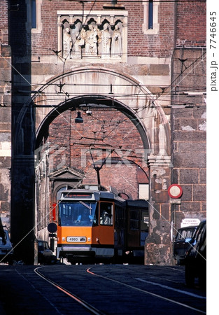 ミラノのトラム 7746645