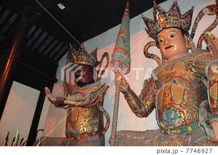 玉仏寺 四天王像の写真素材