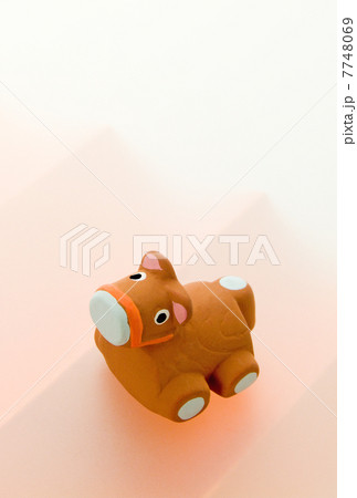 年賀素材　午　ハガキテンプレート 7748069