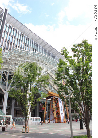 JR博多シティと博多祇園山笠 7750384