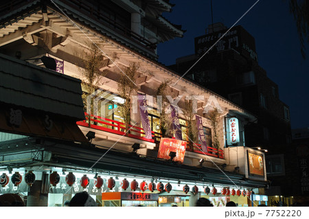 浅草仲見世の建物 7752220