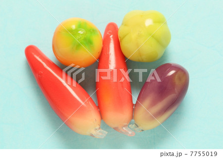 ルークチュップ　赤色　スイーツ　タイ王国 7755019