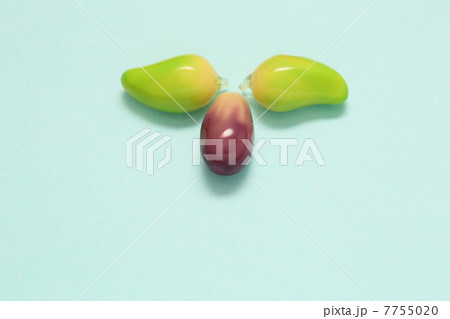 ルークチュップ　緑色　スイーツ　タイ王国 7755020