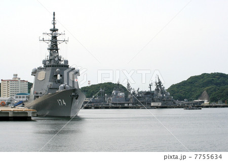 護衛艦「きりしま」と「やまゆき」の入港風景 護衛艦「きりしま」と「やまゆき」の入港風景 7755634
