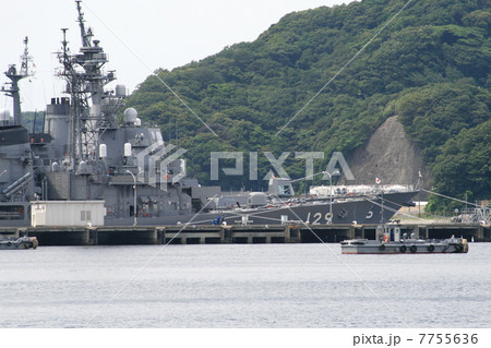 護衛艦「やまゆき」の入港風景 護衛艦「やまゆき」の入港風景 7755636