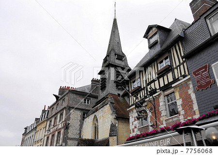 オンフルール　Honfleur　サンテティエンヌ教会（海洋博物館） 7756068