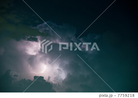 雷雲 雷雲 7759218