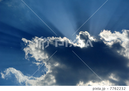 空 光芒 空 光芒 7762232