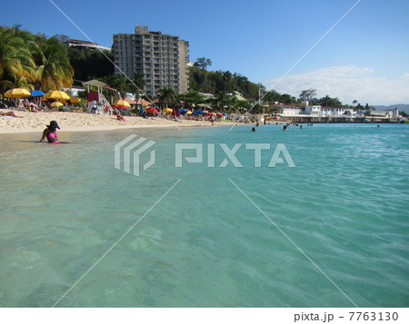 ドクターズ・ケーブ・ビーチ２ 7763130