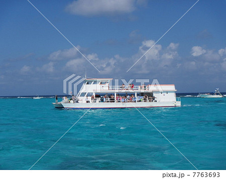 アカエイと泳ぐツアー４ 7763693