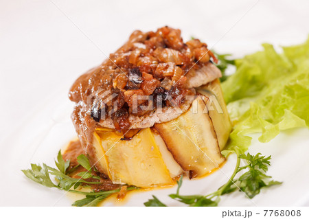 meat with vegetables 7768008