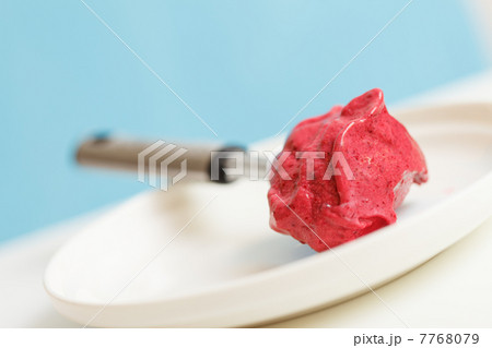 berry ice cream berry ice cream 7768079