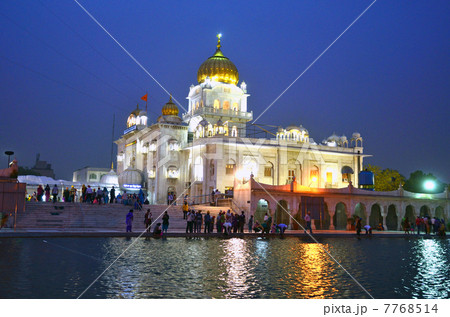 ニューデリーのバングラサーヒブ寺院 7768514