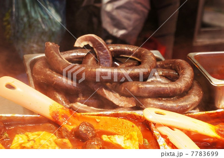 韓国　ソウル　明洞の屋台 7783699