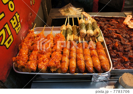 韓国　ソウル　明洞の屋台 7783706