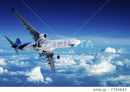 Jet in flight Jet in flight 7784683
